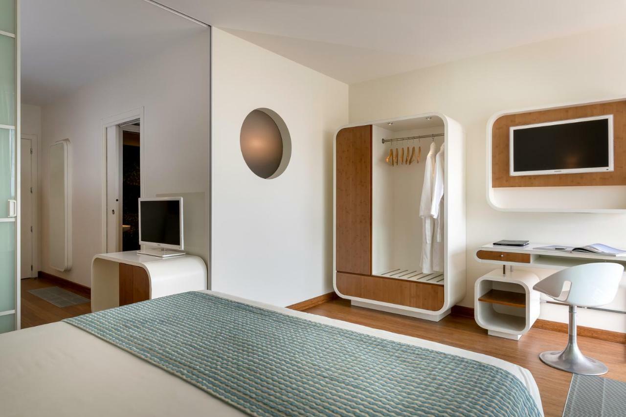 T-Suite Hotel Riccione Esterno foto